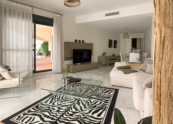 Splendid View Cosmo Between Cancelada And * Estepona