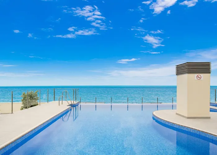 Splendid View Cosmo Between Cancelada And * Estepona